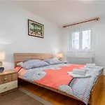 Apartman Nera *