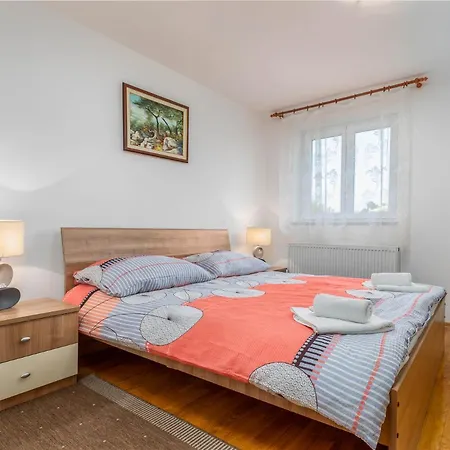 Apartment Nera *