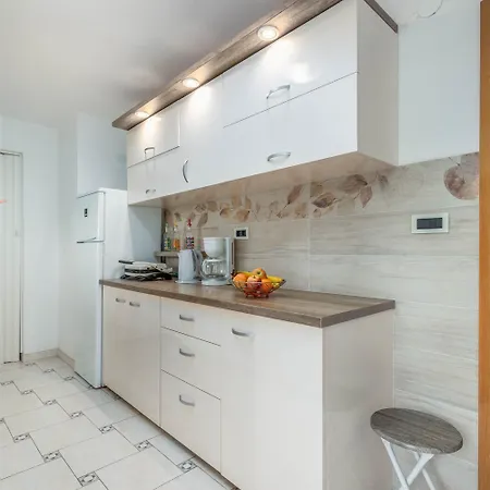 Nera Apartamento